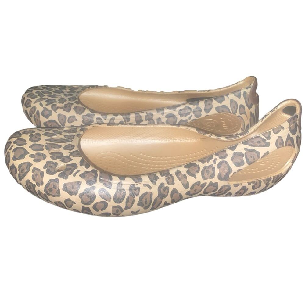 Crocs slip on leopard print size 8
